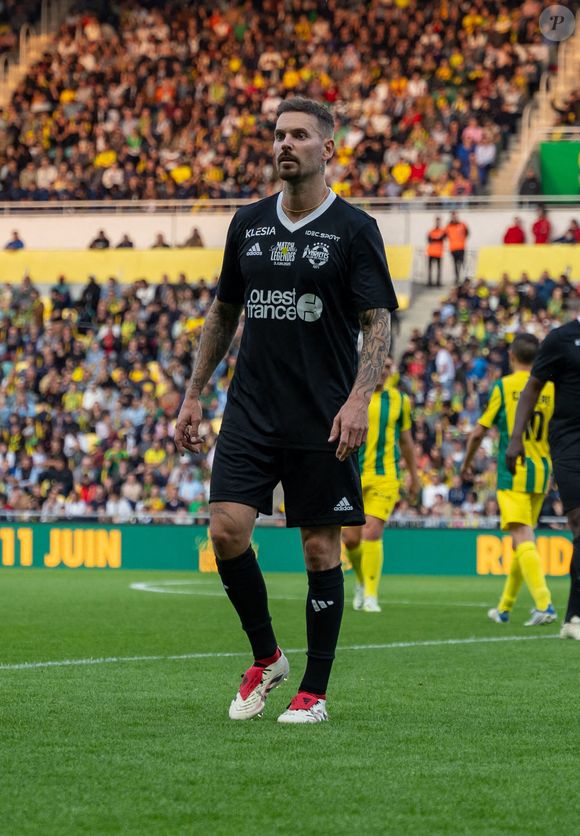 Matt Pokora (M. Pokora) - Match des Légendes du Variétés Club de France contre le FC Nantes au profit du Secours Populaire au stade de la Beaujoire à Nantes le 3 juin 2025.  © Martin Bousseau/Bestimage