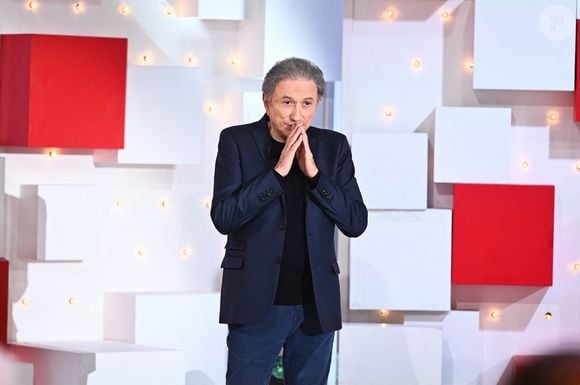 Exclusif - Michel Drucker - Enregistrement de l'émission "Vivement dimanche" au Studio Gabriel à Paris, présentée par M.Drucker et diffusée le 12 mai sur France 3
© Guillaume Gaffiot / Bestimage