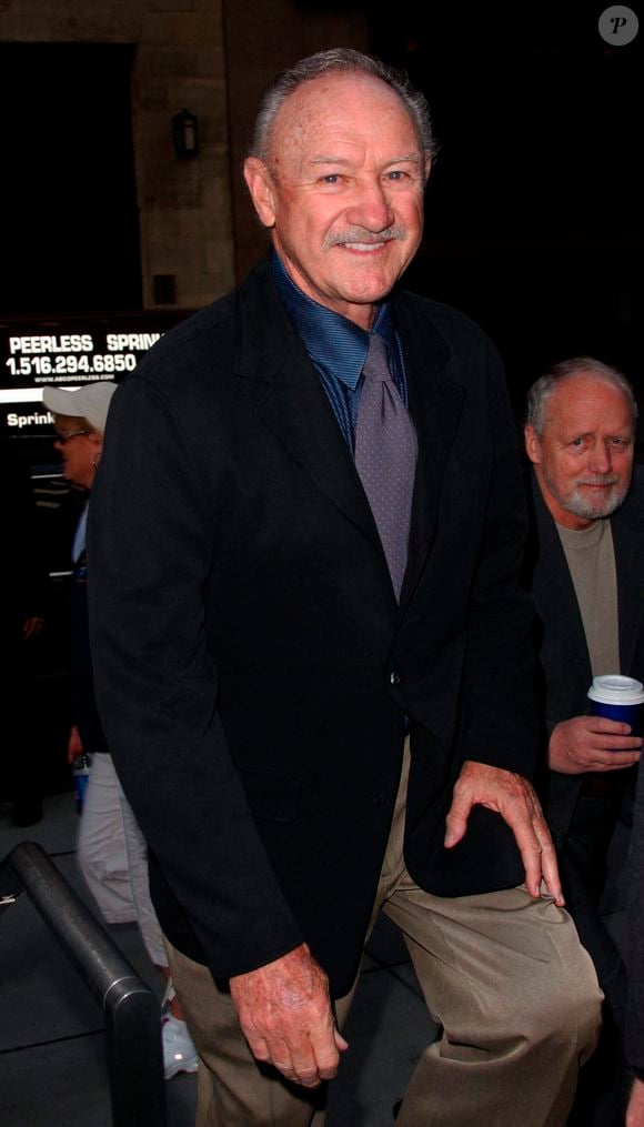 EXCLUSIF - Gene Hackman fait la promotion de son nouveau livre au Early Show sur la chaîne 2 à New York City, NY, USA le 12 mai 2008. Photo by Ramey Agency/ABACAPRESS.COM