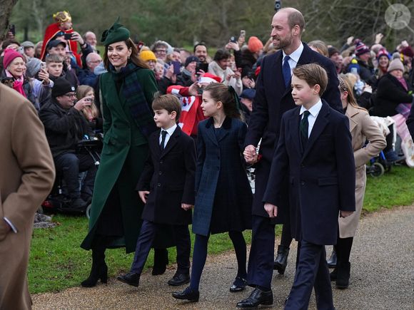 La princesse de Galles, le prince Louis, la princesse Charlotte, le prince de Galles, le prince George assistant au service religieux du jour de Noël à l'église St Mary Magdalene à Sandringham, Norfolk, Royaume-Uni, le mercredi 25 décembre 2024. Photo by Aaron Chown/PA Wire/ABACAPRESS.COM