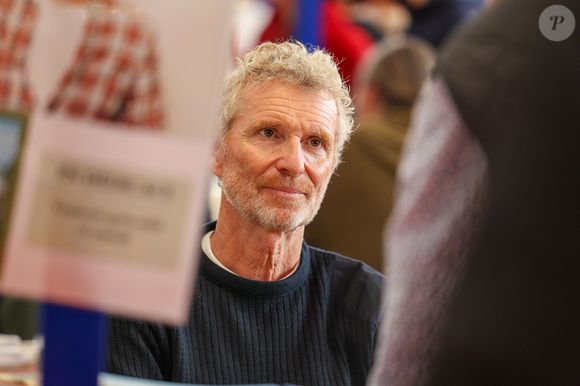 Denis Brogniart à la Hall Georges Brassens de Brive-la-Gaillarde pour la 43ème Foire du livre de Brive, le 7 novembre 2025. ©Jean-Marc LHOMER/Bestimage.