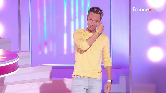 Cyril Féraud pris d'émotion sur le plateau de "Tout le monde veut prendre sa place" le jour de la fête des Pères !