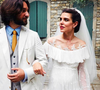 Charlotte Casiraghi et Dimitri Rassam y avaient fêté leur mariage civil du 1er juin 2019, après une cérémonie au Palais princier de Monaco, avant de s'unir religieusement le 29 juin à Saint-Rémy-de-Provence.


Le mariage religieux de Charlotte Casiraghi et Dimitri Rassam célébré à Saint-Remy-de-Provence, le 29 juin 2019. © Felix Dol-Maillot