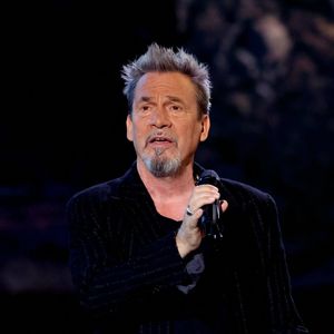 Florent Pagny signe son grand retour dans l'émission The Voice après avoir vaincu la maladie.

Exclusif - Florent Pagny lors de l'enregistrement de la soirée de l'émission "La chanson secrète", présentée par N.Aliagas et diffusée sur TF1, à Paris, France. © Jacovides-Moreau/Bestimage