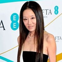 La célèbre créatrice de robes de mariées Vera Wang apparaît au MET Gala et c'est à peine si on l'a reconnue !
