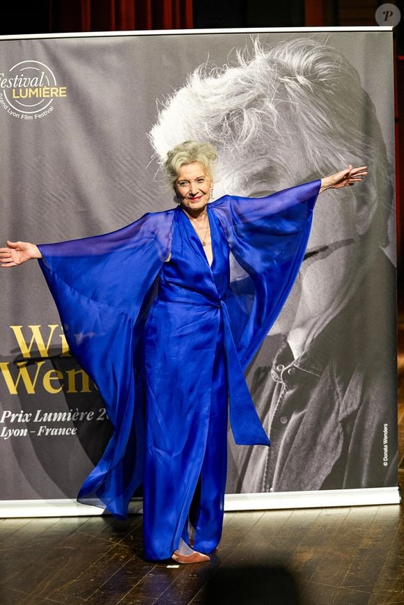 Marisa Paredes - Photocall de la cérémonie de remise du Prix Lumière à W.Wenders à l'occasion de la 15ème Edition du Festival Lumière de Lyon. Le 20 octobre 2023
© Sandrine Thesillat / Panoramic / Bestimage