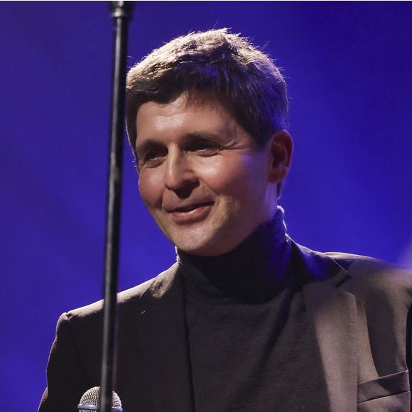 Enrico Macias et Thomas Sotto - Concert d’Enrico Macias pour sa tournée La Fête Continue ! dans la salle de spectacle Le Dôme de Paris - Palais des Sports à Paris, France, le 15 mars 2025. © Jack Tribeca/Bestimage