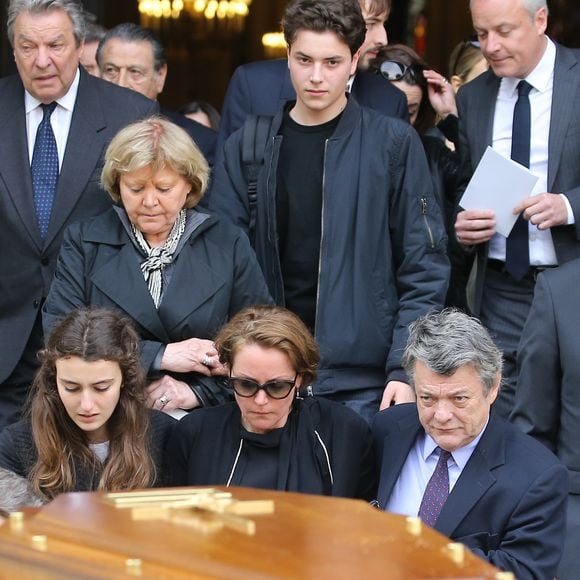 Cendrine Dominguez, Jean-Louis Borloo - Sorties des obsèques de Patrice Dominguez en la basilique Sainte Clotilde à Paris. Le 16 avril 2015
© Jacovides - Clovis / Bestimage