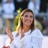 Camille Cerf (Miss France 2015 et ambassadrice du LGCT-LPEJ 2022) à la remise du prix de la première manche de la GCL présentée par la Mairie du 7ème (CSI 5) lors de la 8ème édition du "Longines Paris Eiffel Jumping" au Champ de Mars à Paris, le 24 juin 2022.© Perusseau/Gorassini/Tribeca/Bestimage