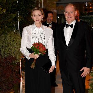 Le prince Albert II de Monaco et la princesse Charlène au photocall du dîner de gala du Grand Prix de Formule 1 de Monaco 2026 en l'honneur du vainqueur dans la Salle des Etoiles du Sporting de Monaco le 7 juin 2026.

© Bruno Bebert / Bestimage