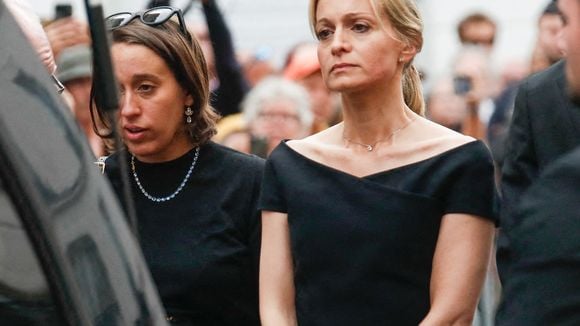 Ultimes adieux à Thierry Ardisson : la cérémonie religieuse capturée en images, un moment de recueillement intense où l'émotion était au rendez-vous