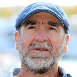 Deuxième grande nouvelle pour Éric Cantona !

Éric Cantona au photocall du film en compétition "Murder Club" lors de la 26ème Edition du Festival de la Fiction de La Rochelle.

Photo : Patrick Bernard / Bestimage