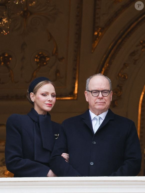 Pour devenir propriétaire d'un simple 50 m², il faut ainsi débourser près de 2,9 millions d'euros.

Le prince Albert II de Monaco et la princesse Charlene ont assisté à la procession, depuis le Palais Princier, dans le cadre des célébrations de la Sainte-Dévote à Monaco, le 27 janvier 2026. © Claudia Albuquerque/Bestimage