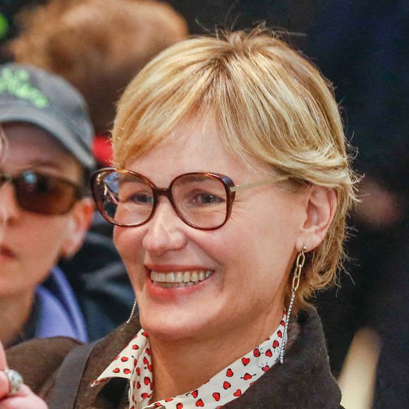 Judith Godrèche arrive au tribunal - Le réalisateur Christophe Ruggia, poursuivi pour agressions sexuelles envers la comédienne Adèle Haenel, condamné à deux de prison ferme avec port de bracelet électronique va faire appel de la décision, au tribunal judiciaire de Paris, France, le 3 février 2025. © Christophe Clovis/Bestimage