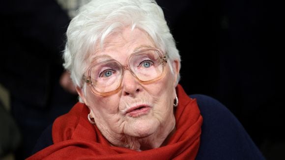"Faites-le savoir à tout le monde" : A 97 ans, Line Renaud prend la parole et évoque son état