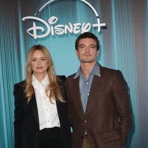 Virginie Efira et son compagnon Niels Schneider - Photocall du showcase 2026 Disney+ à l'Institut de France à Paris le 15 janvier 2026. © Coadic Guirec/Bestimage