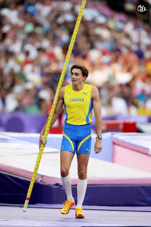 Le perchiste Armand Duplantis éclipse la concurrence avec un nouveau record du monde lors des jeux olympiques Paris 2024 (JO 2024) le 5 août 2024.

© Jacovides / Perusseau / Bestimage