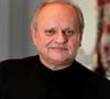 Parmi ses recettes emblématiques, sa purée de pommes de terre reste l’une des plus connues et continue de faire vivre son héritage.

Le grand chef Français Joël Robuchon pose en Novembre 2014 le jour de l'ouverture de son palace cinq étoiles, l'hôtel et le restaurant "La grande maison" dans le centre ville de Bordeaux.  © Patrick Bernard-Quentin Salinier/ Bestimage