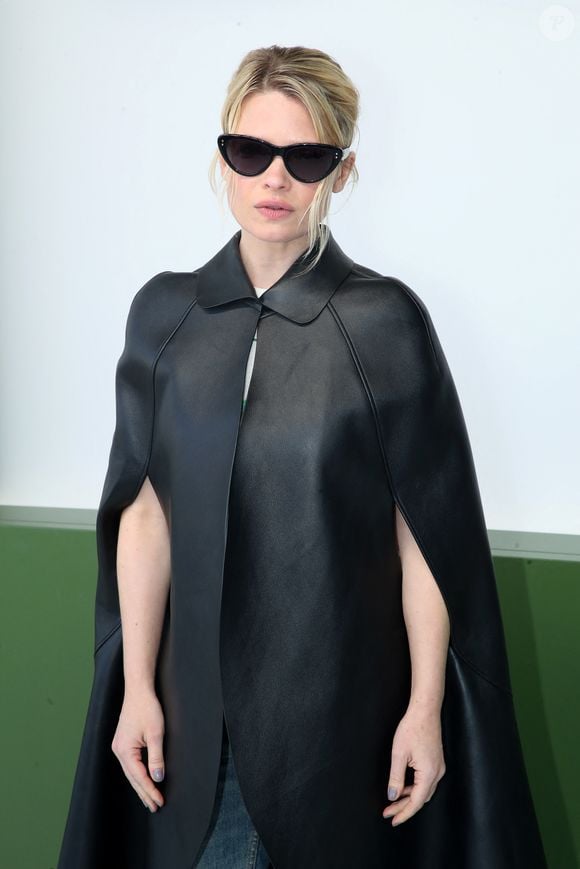 S'ils ne se montrent pas un minimum disciplinés

Mélanie Thierry - Célébrités au Défilé de Mode Dior, Prêt-à-porter Automne / Hiver 2026-2027, Photocall, dans le cadre de la Fashion Week de Paris, France, le 03 Mars 2026.

© Bertrand Rindoff / Bestimage