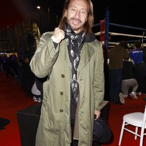 “Vous inquiétez pas les garçons, ça va dégonfler !”, assure-t-il

Bob Sinclar - Y.Lidon, légende du kickboxing, a battu sur décision partagée C.Benzaquen au terme d’un combat acharné de cinq rounds au Grand Palais Éphémère le 9 février 2024.

© Christophe Aubert via Bestimage