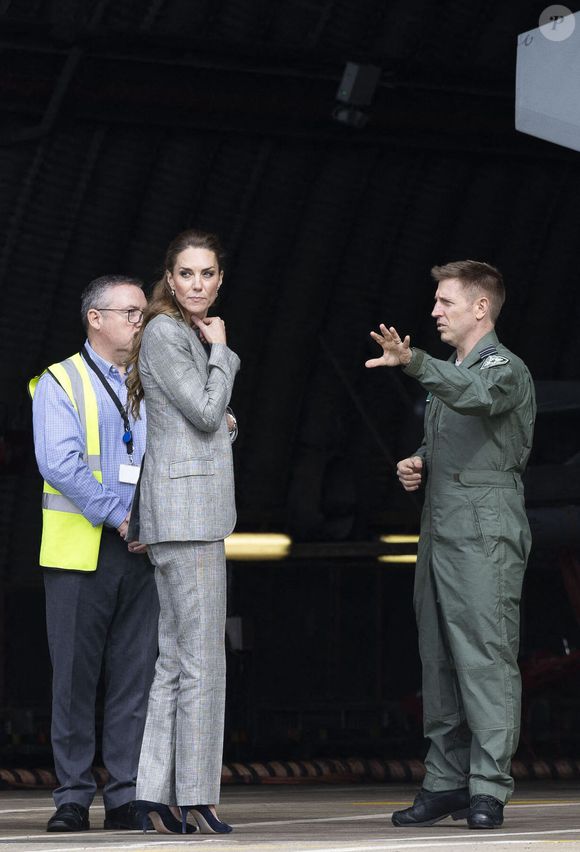 Kate Middleton visite la RAF Coningsby, dans le Lincolnshire, le 2 octobre 2025.

Photo : PA Photo / Bestimage
