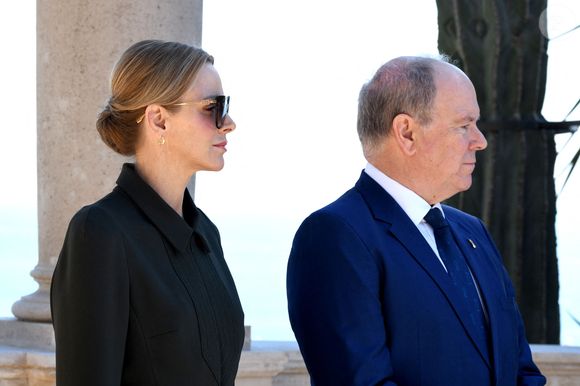 Le prince Albert II de Monaco, sa femme la princesse Charlene et la princesse Caroline de Hanovre ont pu découvrir les travaux d'aménagements réalisés pendant 5 ans au jardin exotique de Monaco avant son ouverture au public le 30 mars.© Bruno Bebert / Bestimage