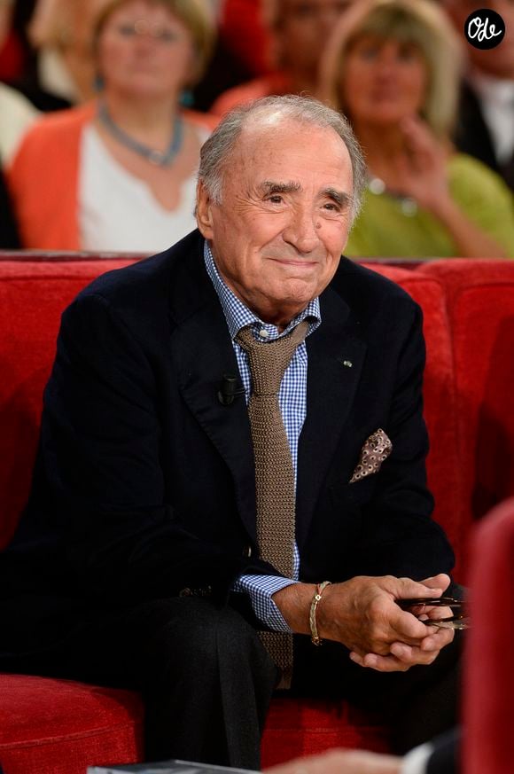 Claude Brasseur - Enregistrement de l'emission "Vivement Dimanche" a Paris le 18 septembre 2013. 

© Bestimage