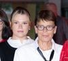 Camille Gottlieb, la fille cadette de la princesse Stéphanie de Monaco, s’est confiée dans un podcast sur sa perte de poids, un sujet personnel qu’elle aborde avec sincérité.
S.A.S. la princesse Stéphanie de Monaco et Camille Gottlieb posent avant le gala Fight AIDS Monaco, à la Salle des Étoiles du Sporting Monte-Carlo, à Monaco. © Olivier Huitel/Pool Monaco/Bestimage