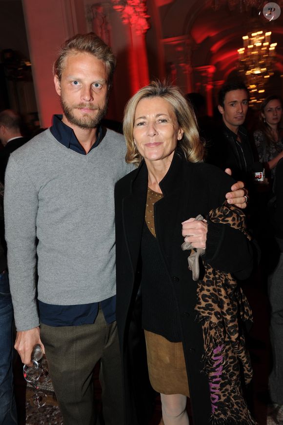 La journaliste a partagé la vie d'Arnaud Lemaire durant plusieurs années.

Arnaud Lemaire et Claire Chazal le 09 février 2012 au Plaza Athenee. © RACHID BELLAK / BESTIMAGE