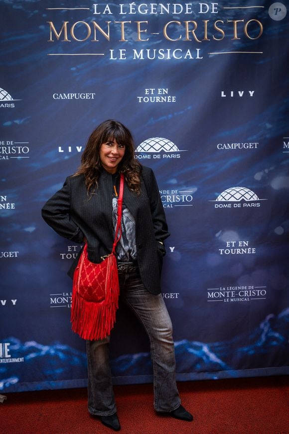 Exclusif - Elsa Wolinski au photocall du showcase de présentation de la comédie musicale La Légende du Comte de Monte Cristo à Salle Gaveau à Paris, France, le 25 septembre 2025. © Julien Sarkissian/Bestimage