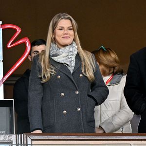 Le restaurant propose une cuisine italienne toscane, avec antipasti, pâtes fraîches, viandes et poissons.
Semi-exclusif - Camille Gottlieb et sa soeur Pauline Ducruet durant la sixième édition de la Fight Aids Cup, un match de football caritatif au stade Louis II à Monaco, le 25 janvier 2026
© Bruno Bebert / Bestimage