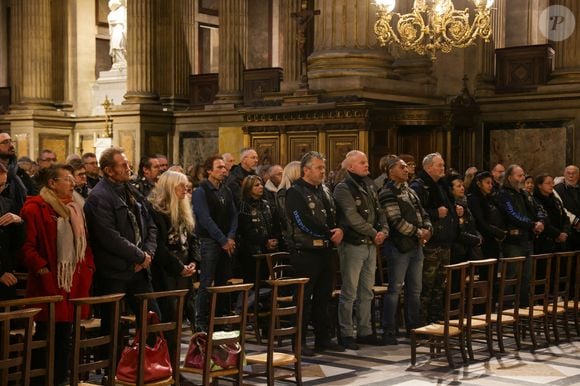 Le HDC Desperados (moto club Harley Davidson fondé par Johnny Hallyday en 1992) organise une messe en hommage au 7ème anniversaire de la disparition Johnny Hallyday à l'église de la Madeleine à Paris, France, le 5 décembre 2024. © Jack Tribera/Bestimage