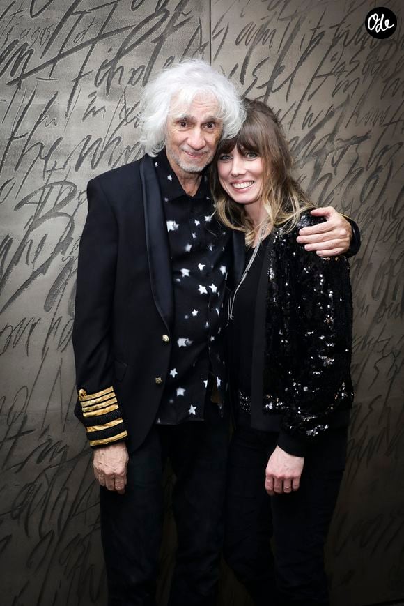 Laetitia Bertignac a partagé sur Instagram ce 5 septembre 2026 des photos de cette balade avec son fils et ses chiens.

Louis Bertignac et sa femme Laetitia en backstage du concert solidaire pour les enfants de la guerre "Ensemble à l'Olympia" à Paris présenté par EliseCare le 10 février 2025.

© Jack Tribeca / Pierre Perusseau / Bestimage