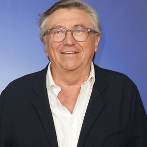 Toujours passionné par le terroir, il conserve la présidence de l'entreprise Avenue des vins.

Jacques Legros - Photocall de l’Upfront 2026 de TF1 à la Seine Musicale à Boulogne-Billancourt le 18 juin 2026. C’est à l’occasion de sa traditionnelle présentation aux annonceurs («upfront») que le groupe TF1 a choisi d’annoncer ce jeudi soir la concrétisation de son accord de distribution signé avec il y a un an jour pour jour avec Netflix. © Coadic Guirec/Bestimage