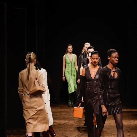 Défilé Hermes "Collection Prêt-à-Porter Automne/Hiver 2025-2026" lors de la Fashion Week de Paris (PFW) le 8 mars 2025.