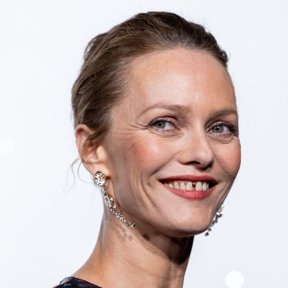 Vanessa Paradis - Soirée de gala en hommage à Patrick Dupond à l'Opéra de Paris le 21 février 2023. © Olivier Borde/Bestimage