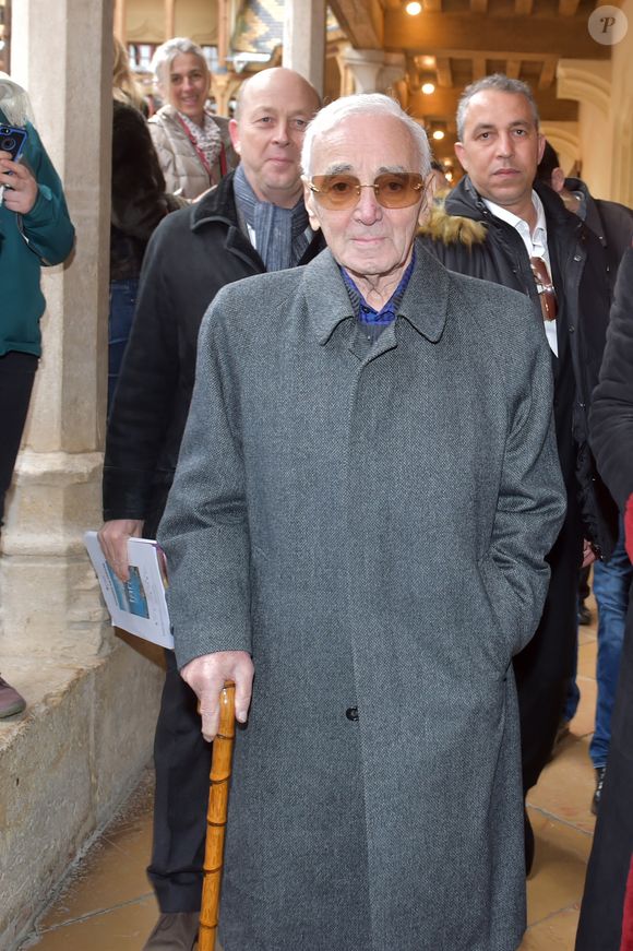 Charles Aznavour durant la 157ème vente aux enchères des vins des Hospices de Beaune à Beaune le 19 novembre 2017. © Giancarlo Gorassini/Bestimage