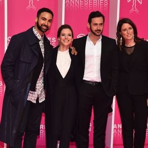 Joakim Latzko, Elodie Varlet, Emanuele Giogi et Anne Decis de la série "Plus Belle la Vie" au photocall du deuxième jour de la 2ème édition du "Canneseries" au palais des Festivals à Cannes, France, le 6 avril 2019. © Bruno Bébert/Bestimage