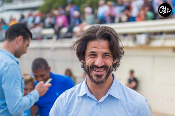 L’ancien footballeur explique ne garder « que des bons souvenirs » de sa carrière, tout en assurant avoir retrouvé davantage de plaisir dans son nouveau quotidien.

Mickaël Madar - Match de beach soccer au profit de l'association "Sourire et Partage" sur la plage à Cannes.