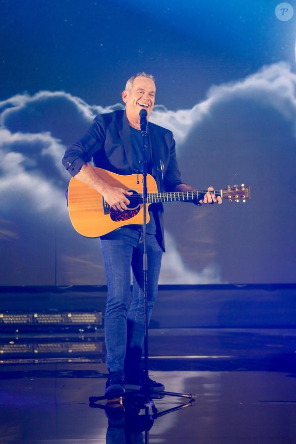 “Je pense vraiment que mon traumatisme avec le vedettariat l’a influencée”, explique le chanteur 

Exclusif - Garou - Défilé du 10ème anniversaire du Casa Fashion Show au Sofitel Casablanca Tour Blanche à Casablanca, Maroc, le 14 mai 2022. © Da Silva-Doignon/Bestimage