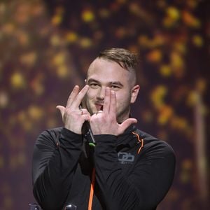 Jul lors de la 32e cérémonie des Victoires de la Musique qui s'est tenue au Zénith de Paris, en France, le 10 février 2017. Photo de Laurent Zabulon/ABACAPRESS.COM