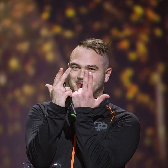 Jul lors de la 32e cérémonie des Victoires de la Musique qui s'est tenue au Zénith de Paris, en France, le 10 février 2017. Photo de Laurent Zabulon/ABACAPRESS.COM