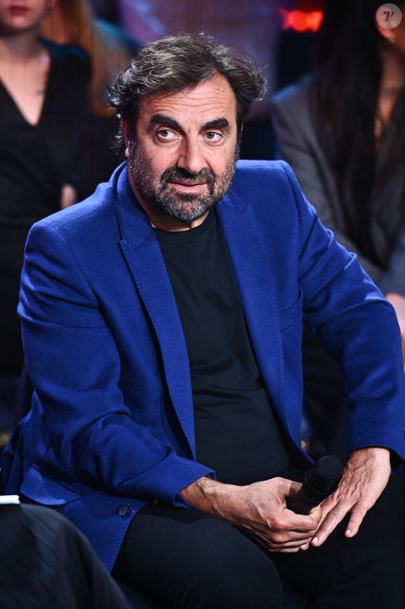 Exclusif - André Manoukian - Enregistrement de l'émission "Le Grand Echiquier : Spéciale Charles Aznavour" à l'Opéra royal de Versailles, présentée par C.Chazal et A.Manoukian, et diffusée sur France 2 le 29 mai 2025. © Guillaume Gaffiot/Bestimage