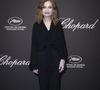 tout comme Isabelle Huppert

Isabelle Huppert - Photocall du dîner "Chopard Universe 2025" à l'aéroport de Mandelieu lors du 78ème Festival International du Film de Cannes le 19 mars 2025. © Olivier Borde/Bestimage