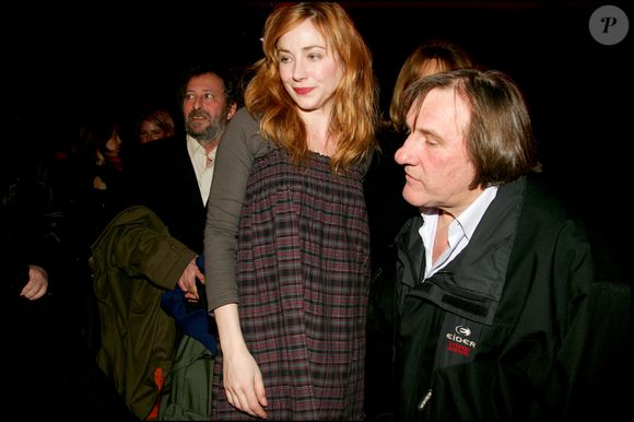 Pour ne plus ressembler à son père

Julie Depardieu et Gérard Depardieu - Première du film "Michou" au cinéma Gaumont Ambassade à Paris le 26 février 2007.
BERTRAND RINDOFF PETROFF / BESTIMAGE