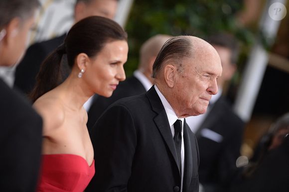 Son épouse Luciana a annoncé la nouvelle sur Facebook, rendant hommage à sa passion et sa vérité.

Luciana et Robert Duvall arrivent à la 72e cérémonie annuelle des Golden Globes qui se tient au Beverly Hilton à Beverly Hills, Los Angeles, CA, USA, 11 janvier 2015. Photo par Lionel Hahn/ABACAPRESS.COM
