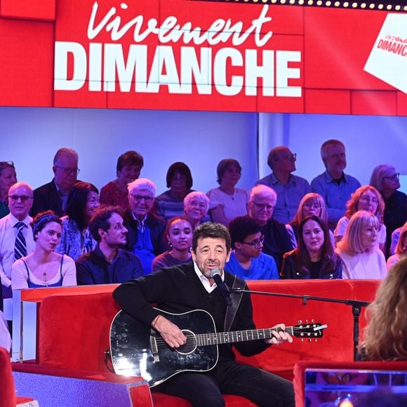 Stephane Freiss, Marine Delterme et Patrick Bruel lors de l'enregistrement de l'émission "Vivement dimanche" au studio Rive Gauche, présentée par M.Drucker avec une diffusion sur France 3 le 15 mars 2026, à Paris, France, le 4 mars 2026. © Guillaume Gaffiot/Bestimage