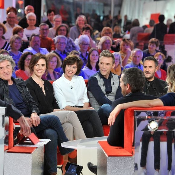 Exclusif - Arnaud Tsamere, Benoit Magimel, Pascale Arbillot, Gilles Lellouche, Marion Cotillard, Guillaume Canet, Ben, Michel Drucker, François Cluzet, Clémentine Baert et Valérie Bonneton - Enregistrement de l'émission "Vivement Dimanche prochain" présentée par M.Drucker et diffusée le 5 mai sur France 2. Le 29 avril 2019
© Guillaume Gaffiot / Bestimage