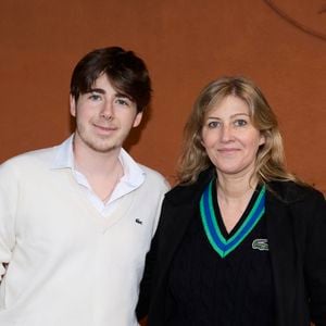 Amanda Sthers et son fils Oscar Bruel au village (night session) lors des Internationaux de France de tennis de Roland Garros 2024, à Paris, France, le 31 mai 2024. © Jacovides-Moreau/Bestimage