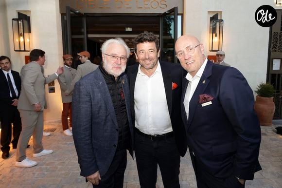 Exclusif - Philippe Faure-Brac, Patrick Bruel, Emmanuel Borla (Directeur de l’hôtel) - Patrick Bruel inaugure son hôtel cinq étoiles "L'Isle de Leos MGallery" à L'Isle-sur-la-Sorgue, France, le 23 septembre 2025. © Jack Tribeca / Bestimage